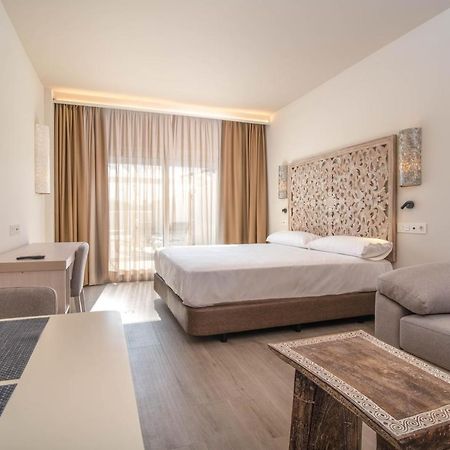 Aljarafe Suites By Qhotels Gelves Bagian luar foto
