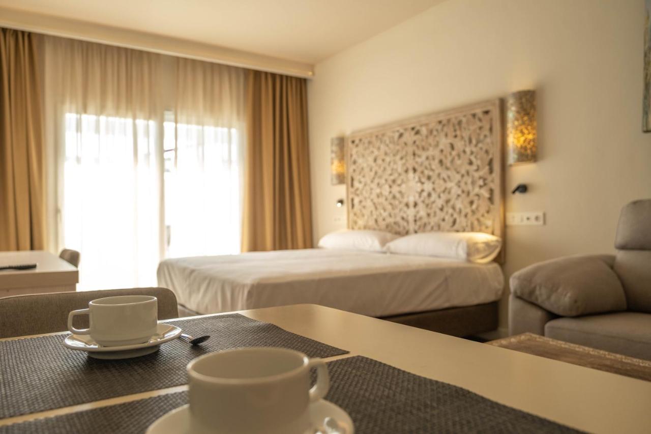Aljarafe Suites By Qhotels Gelves Bagian luar foto