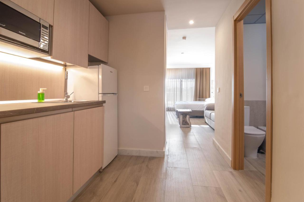 Aljarafe Suites By Qhotels Gelves Bagian luar foto